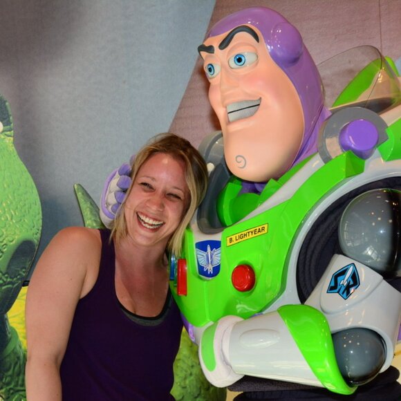 Meet your Posher, Nicole - Picture 10 of 10